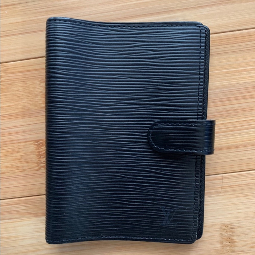 Louis Vuitton small ring agenda/cover